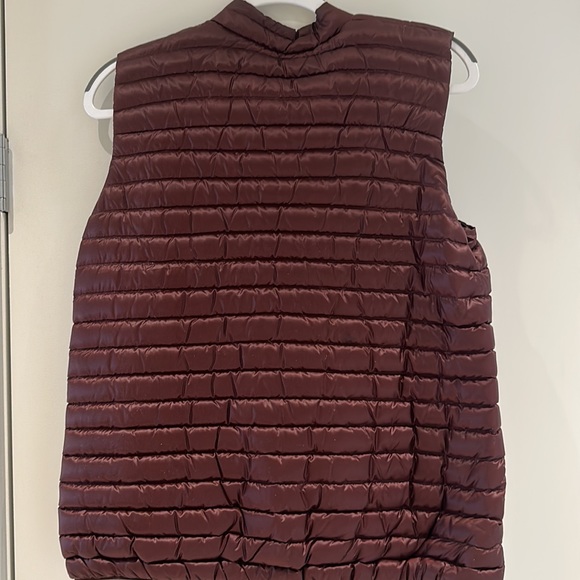 Women’s Arc’teryx Nexis Vest - Picture 5 of 12